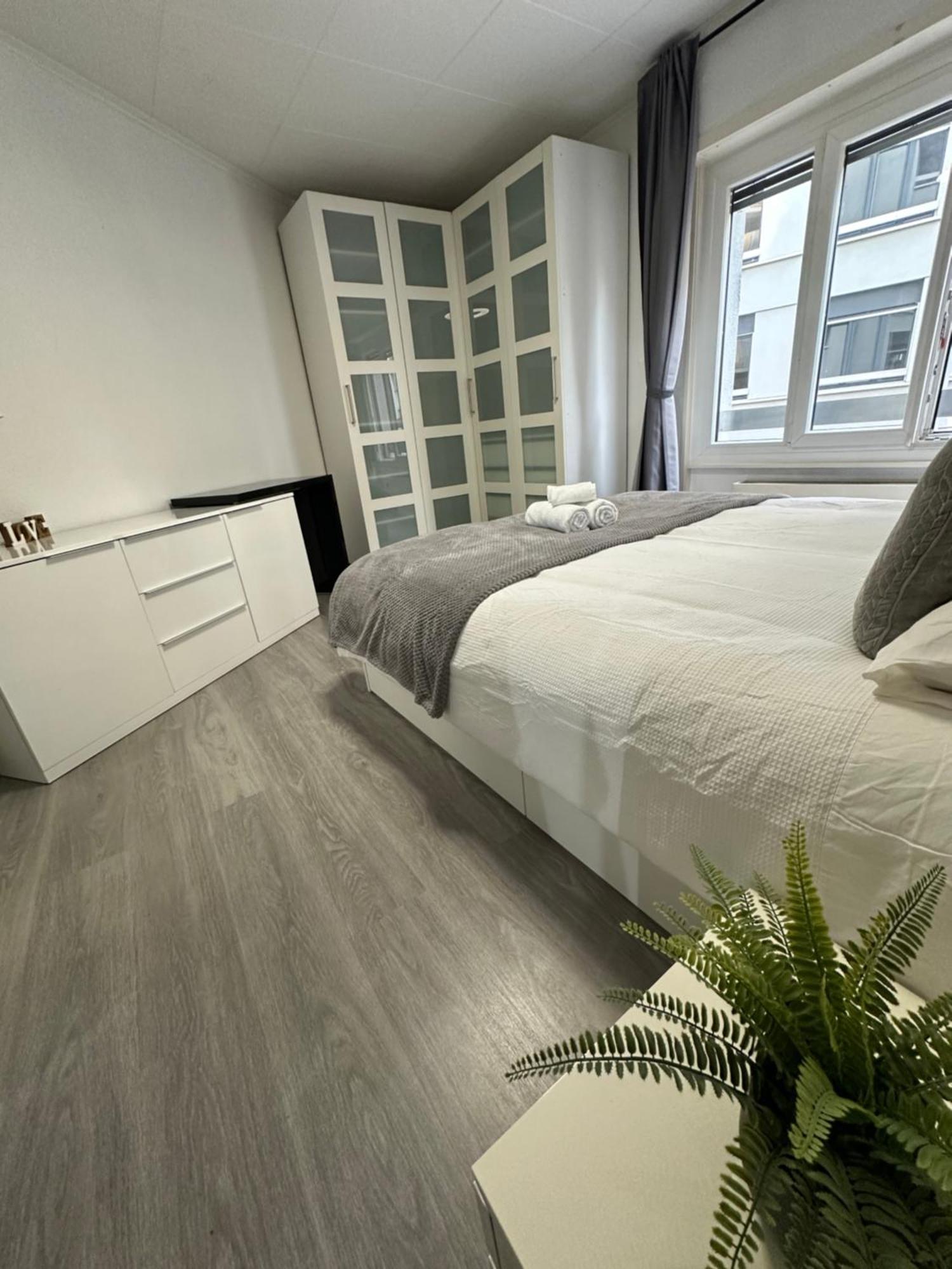 Lindo Apartamento En El Centro De Lausanne Luaran gambar